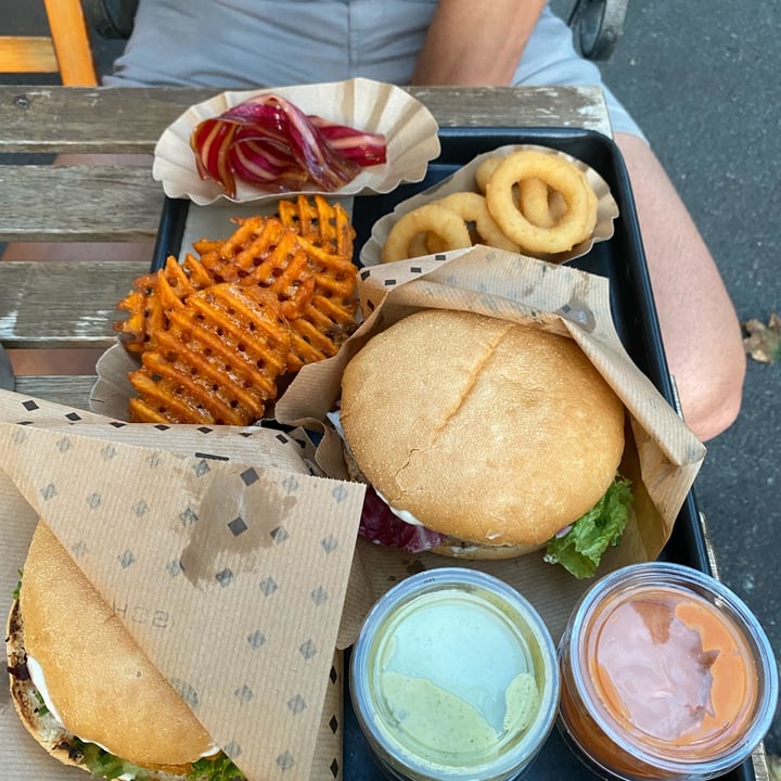 photo of Swing Kitchen Burger And Fries shared by @kkkkkk on  15 Dec 2021 - review
