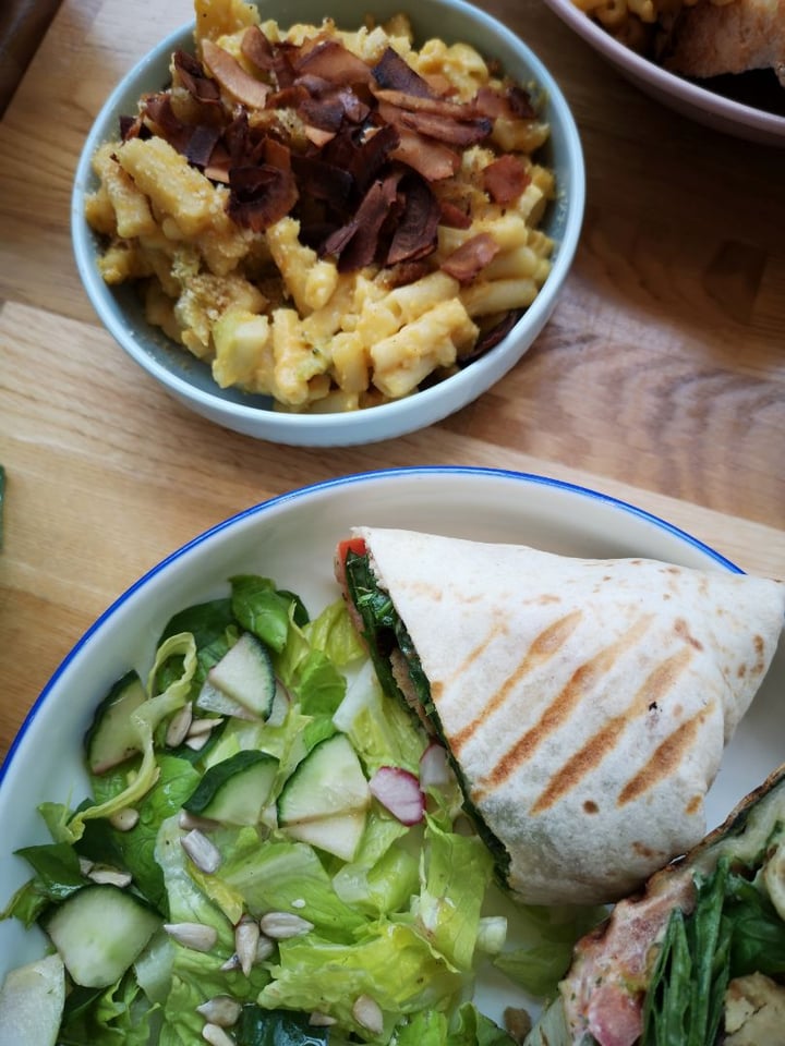 photo of Serenity Now Fried Chicken Wrap shared by @jillannecoutts on  14 Aug 2019 - review
