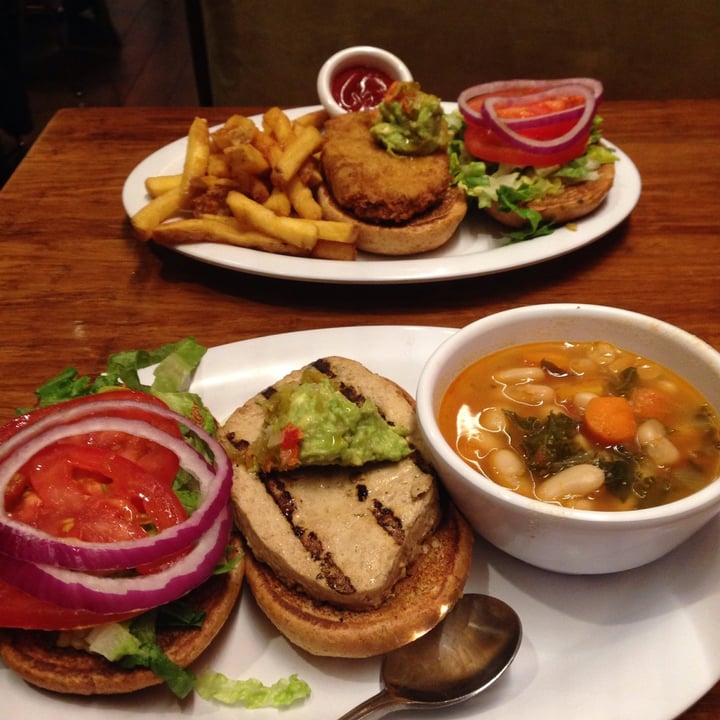 photo of Veggie Grill B.L.A.T. shared by @graciec on  31 Jul 2020 - review