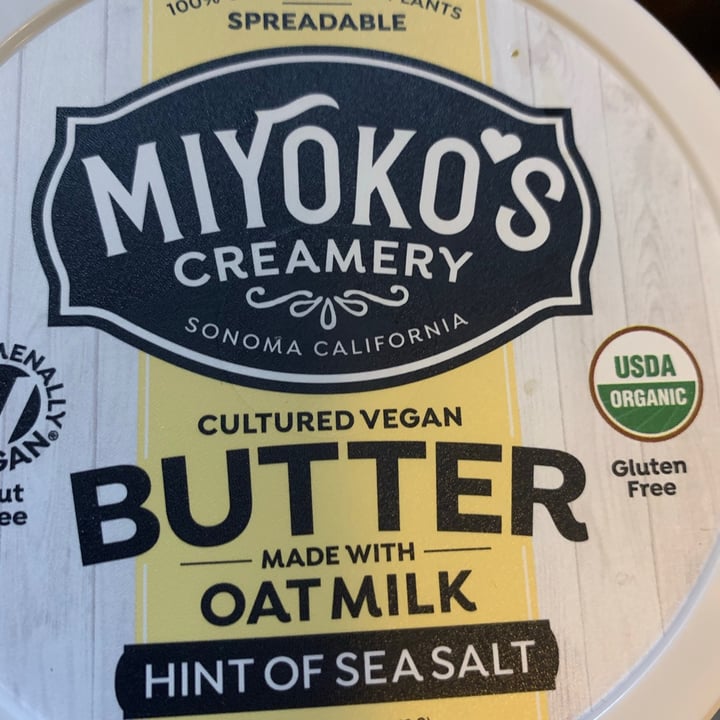 photo of Miyoko's Creamery Cultured Vegan Butter Made With Oat Milk Hint of Sea Salt shared by @klombard on  29 Apr 2020 - review