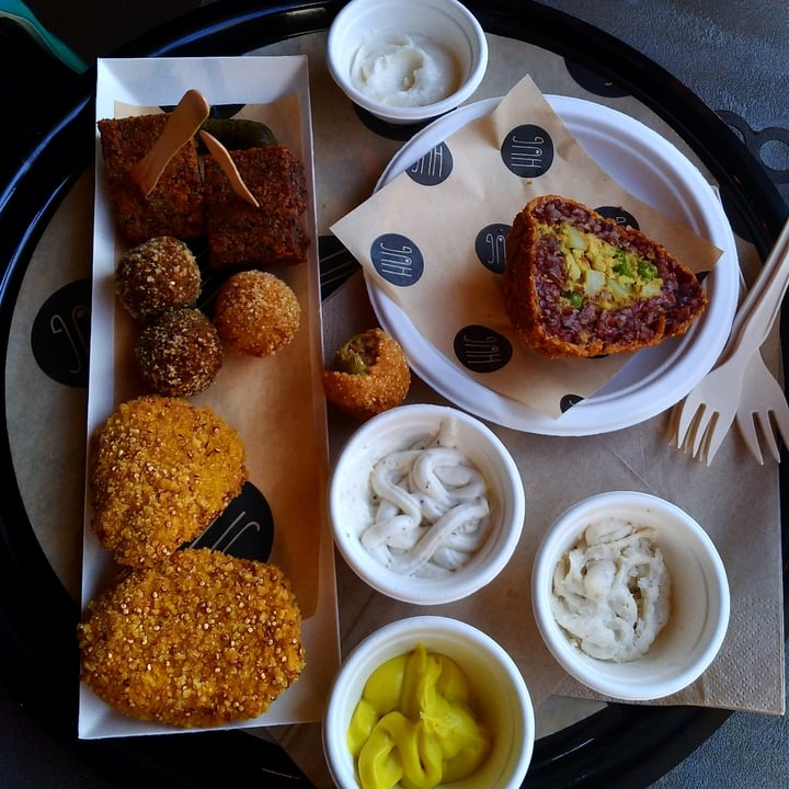 photo of HUG Mix antipasti shared by @lasimo on  24 Apr 2021 - review