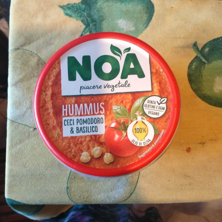 photo of noa piacere vegetale Hummus Ceci Pomodoro & Basilico shared by @sdere on  19 Jul 2022 - review