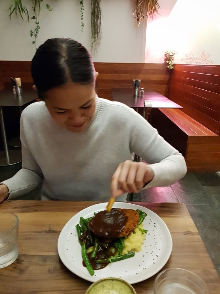 photo of Yavanna Schnitzel with mash, gravy and greens shared by @ethicurean on  26 Jun 2019 - review