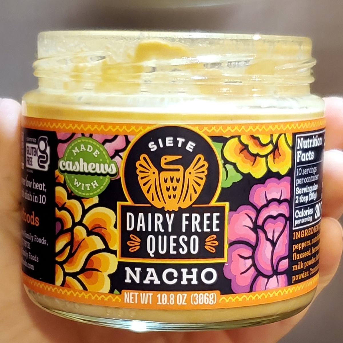 Siete Family Foods Cashew Queso Mild Nacho Reviews abillion