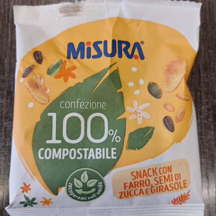 photo of Misura Snack croccanti con farro, semi di zucca e girasole shared by @ilaparadise on  08 Apr 2022 - review