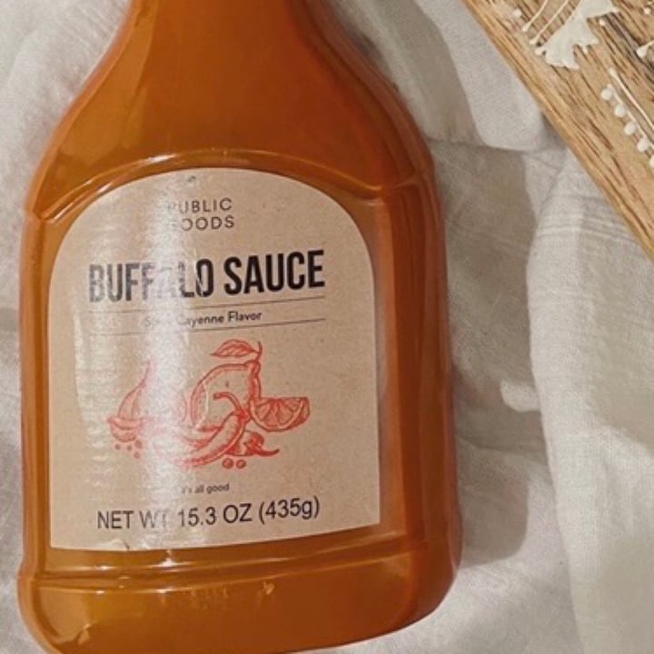 review photo of Public Goods buffalo sauce shared by @cecevegan on 17 Feb 2021 - review