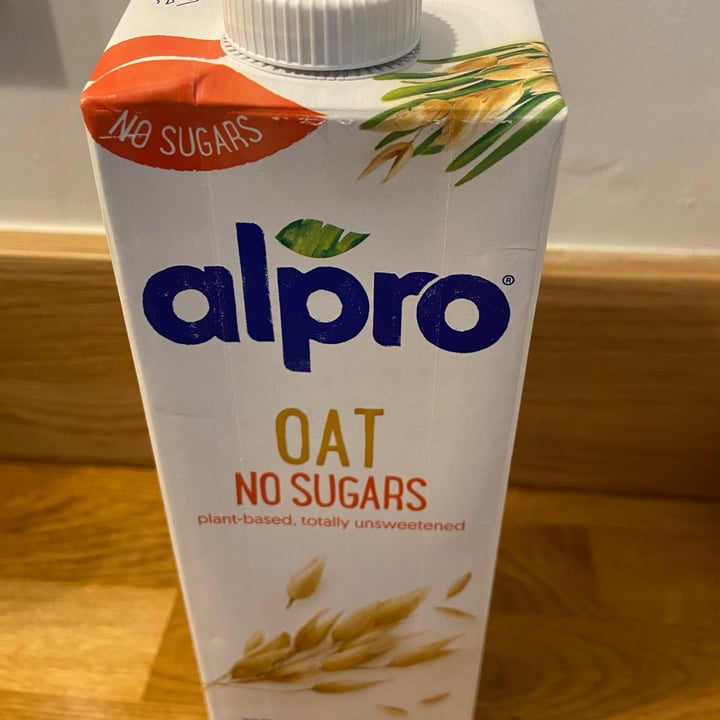 photo of Alpro Oat No Sugars shared by @hypnicol on  07 Jun 2022 - review