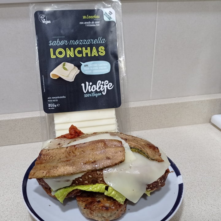photo of Violife Lonchas sabor Mozzarella shared by @isabeletta on  22 Feb 2021 - review