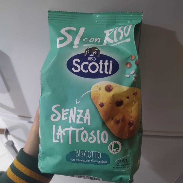 photo of Riso Scotti Biscotto con riso e gocce di cioccolato shared by @glorypotipoti on  11 Oct 2021 - review
