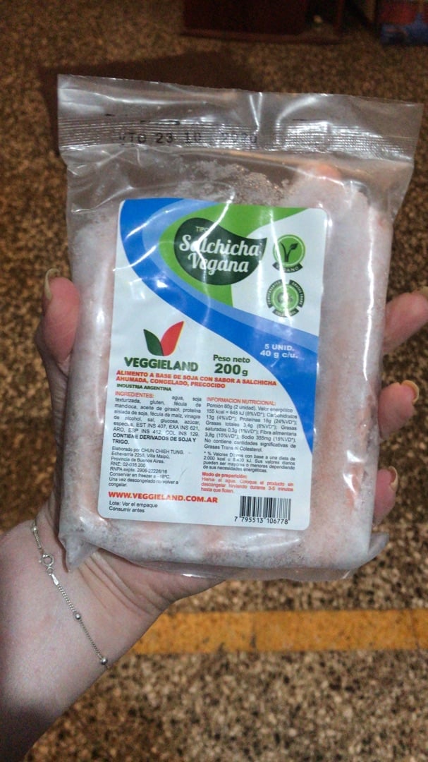 review photo of Veggieland Salchichas Veganas shared by @littleinfinity on 03 Aug 2020 - review