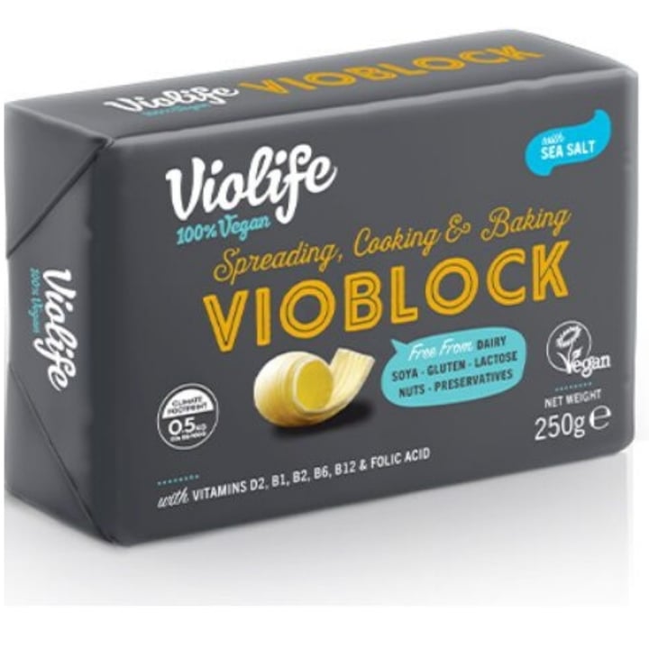 photo of Violife Vioblock with sea Salt shared by @margaridafreitas on  16 Apr 2022 - review