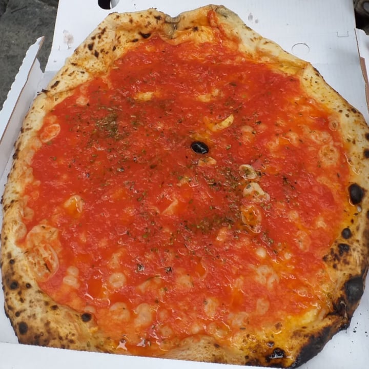 photo of L' Antica Pizzeria Da Michele Pizza Marinara shared by @frappa on  25 Mar 2022 - review