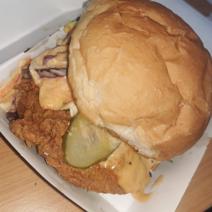 review photo of The Vegan Chef, Craighall Crispy Chickn Burger shared by @michellebarendse on 09 Aug 2021 - review