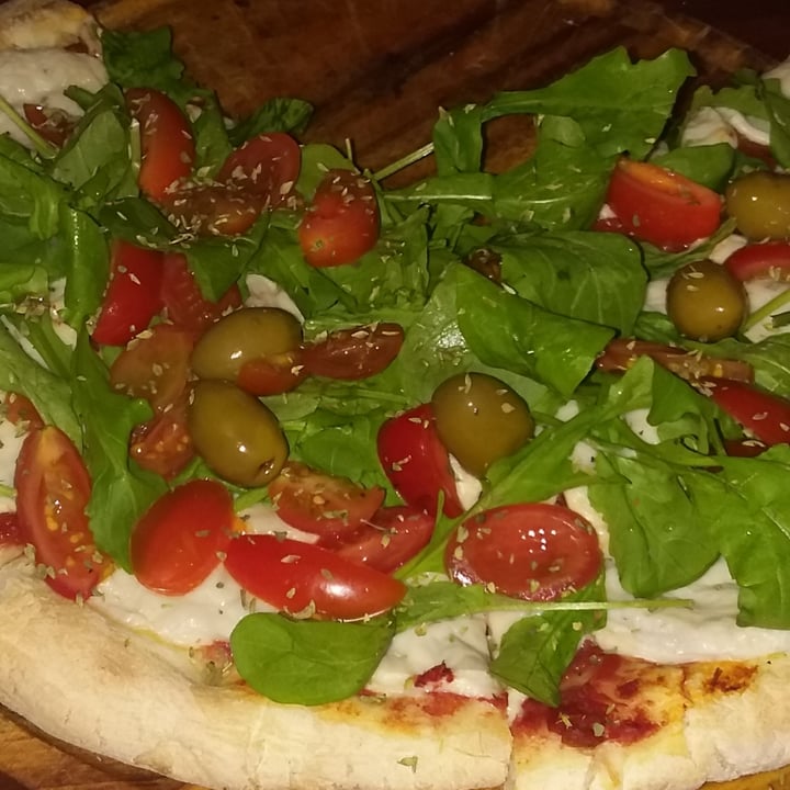 photo of Collins, Miramar Pizza de rucula y tomate shared by @dionisiaa on  28 Aug 2022 - review
