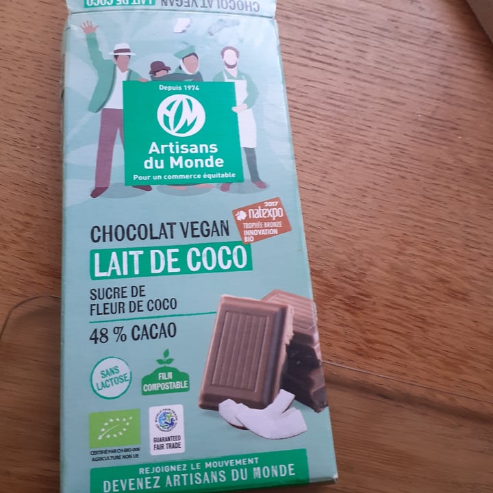 photo of Artisans du Monde Chocolat vegan lait de coco shared by @marciaantares on  16 Sep 2022 - review