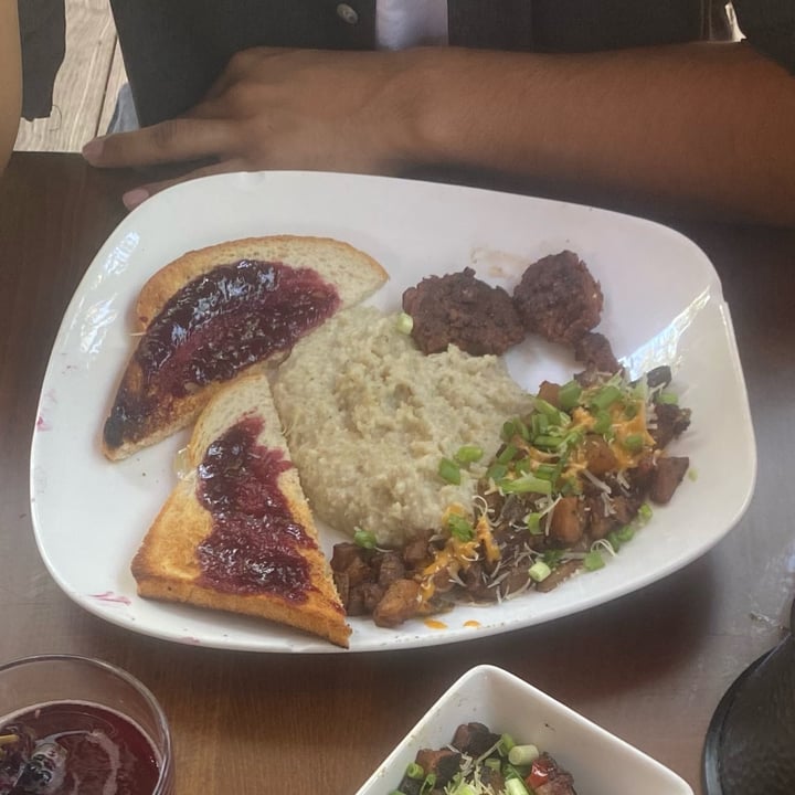 photo of Mo' Better Brews Mo Better Breakfast shared by @kimberlyn on  13 Oct 2021 - review