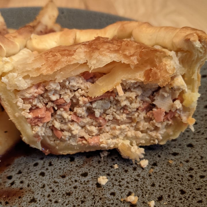 photo of Mockingbird Mince and Cheese Pie shared by @vishika on  13 Oct 2021 - review