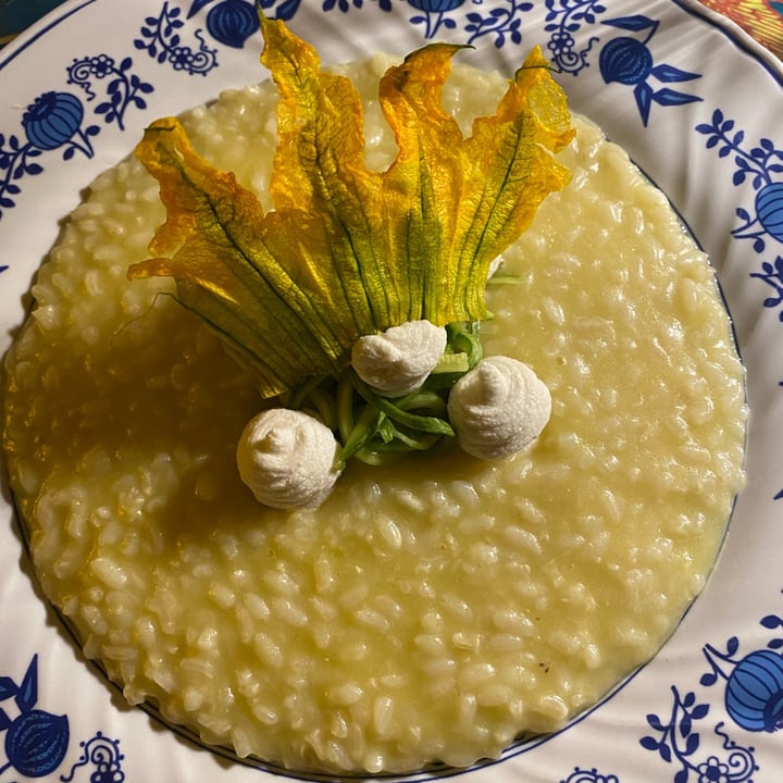 photo of Sementis Risotto al limone con zucchine shared by @millonaluna92 on  30 Aug 2022 - review