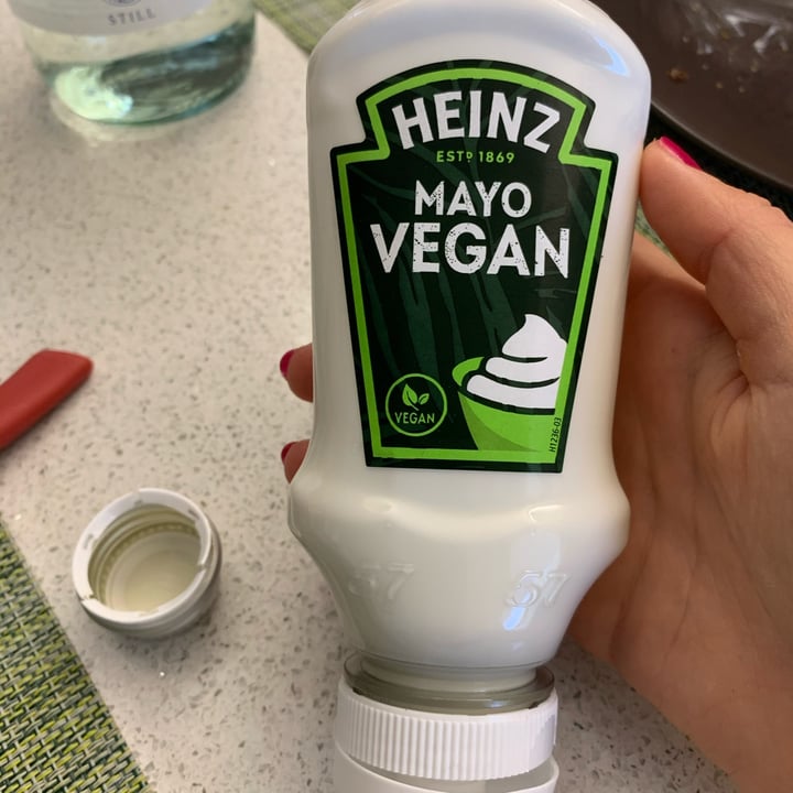 photo of Heinz Mayo Vegan shared by @rebeccamenozzi on  08 Jul 2022 - review