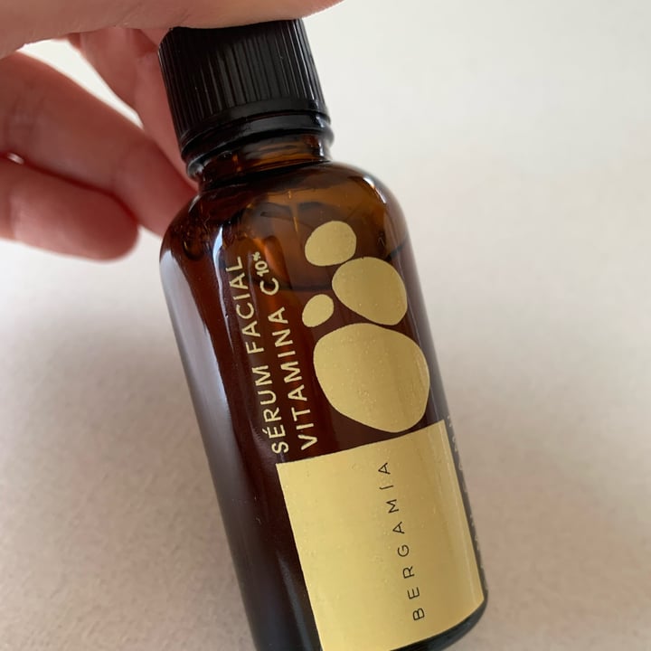 photo of Bergamia serum facial vitamina C shared by @fernandamalva on  08 Nov 2022 - review