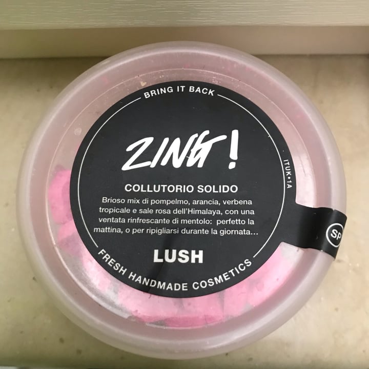 review photo of LUSH Fresh Handmade Cosmetics Zing collutorio in pastiglia shared by @alessialuna on 06 Jul 2022 - review