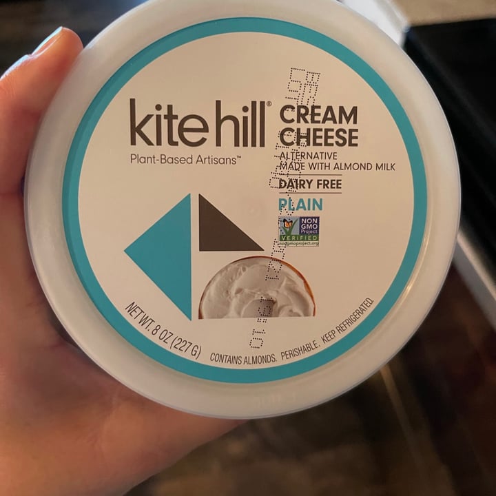 photo of Kite Hill Cream Cheese Alternative Plain shared by @gatorash on  24 Aug 2021 - review