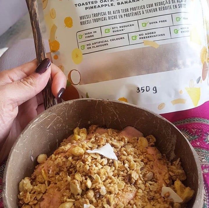 photo of Simple Truth High protein tropical muesli shared by @drtgoesvegan on  16 May 2020 - review