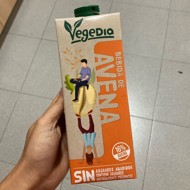 photo of Vegedia Bebida de Avena shared by @marianaimb on  28 Oct 2021 - review