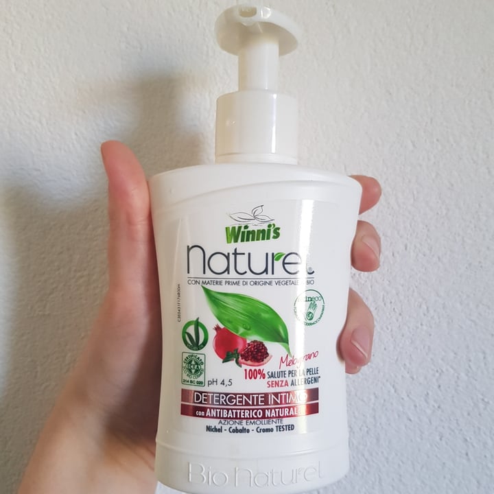 photo of Winni's Naturel Detergente Intimo shared by @saranicosia5 on  19 Mar 2021 - review