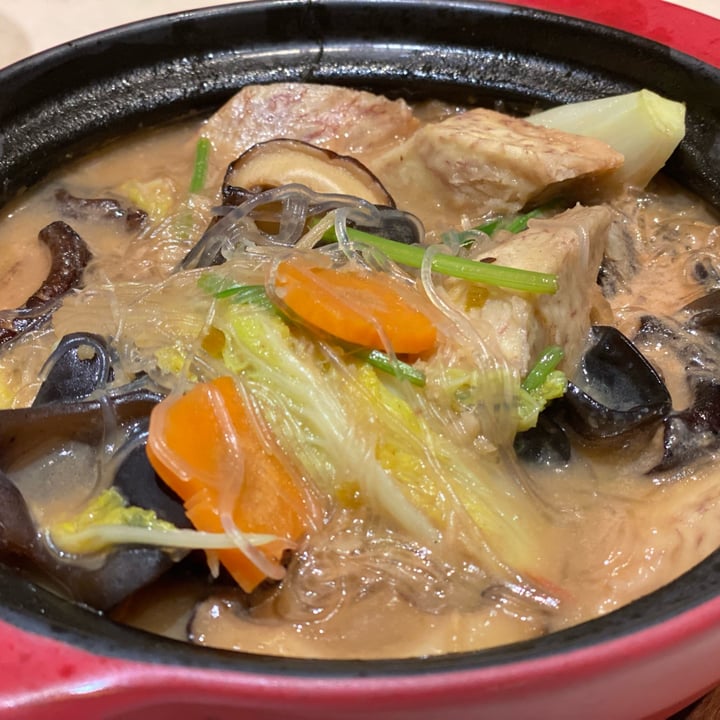 photo of LingZhi Vegetarian - Liat Towers Braised Yam and Vermicelli with Fermented Beancurd Sauce served in Claypot shared by @biapol on  23 Oct 2021 - review