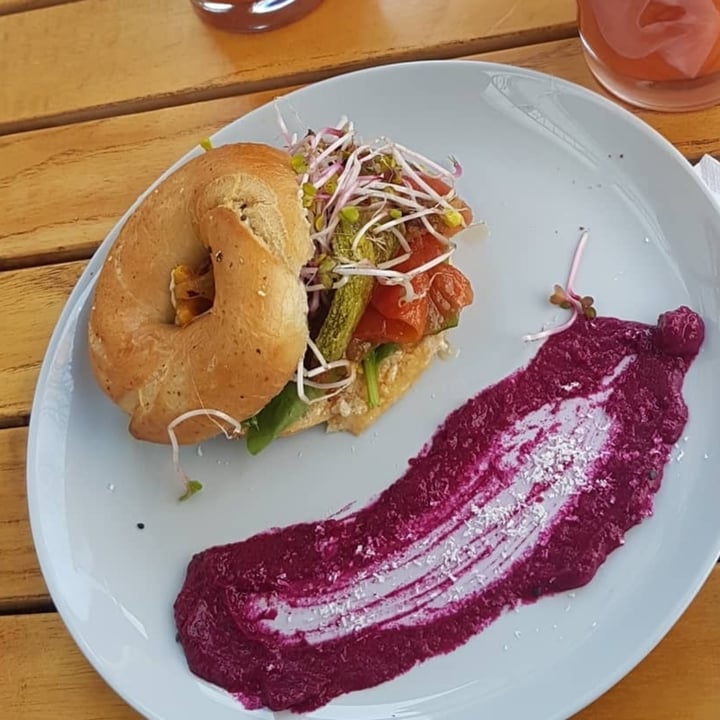 photo of Angéla - Deli & Coffee Bagel sevilla shared by @sofideos on  04 Sep 2021 - review