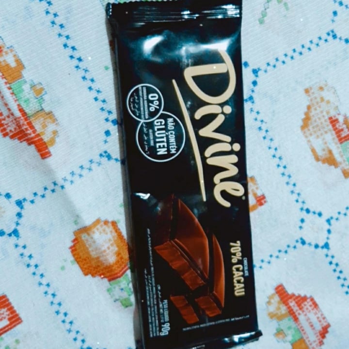review photo of Divine Chocolate 70% Dark Chocolate Bar shared by @ellexz on 08 Jan 2022 - review