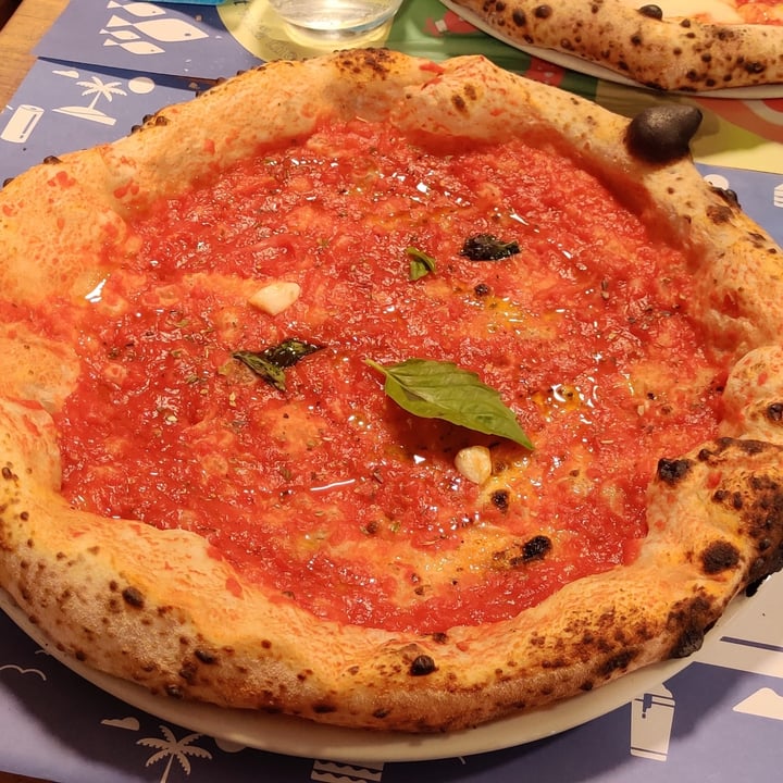 photo of Chalet Dream View Pizza marinara shared by @serenasofia on  08 Aug 2022 - review