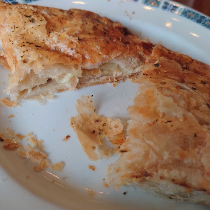 photo of Coughlans Bakery Cheese And Onion Pasty shared by @veggierob on  07 Mar 2021 - review