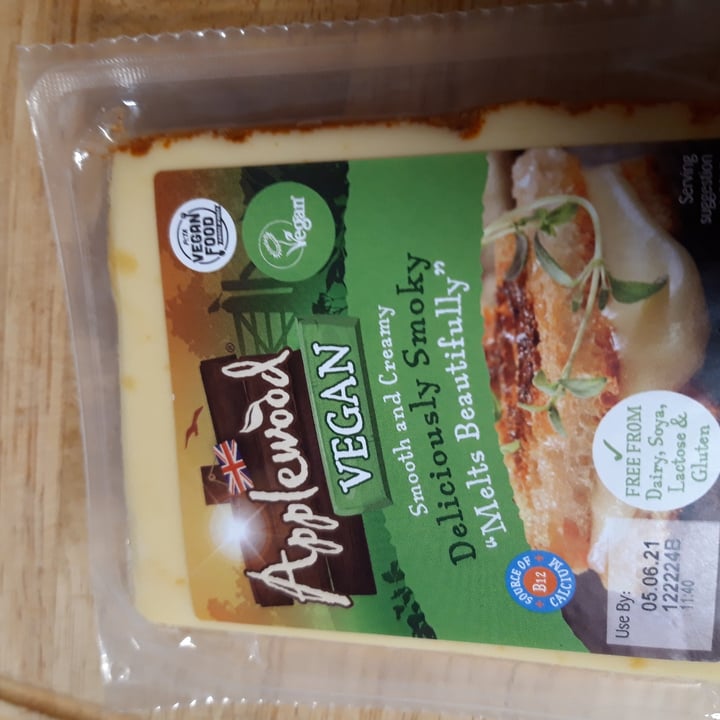 photo of Applewood Applewood Vegan Smoky Cheese Alternative  shared by @cld123 on  07 Feb 2021 - review