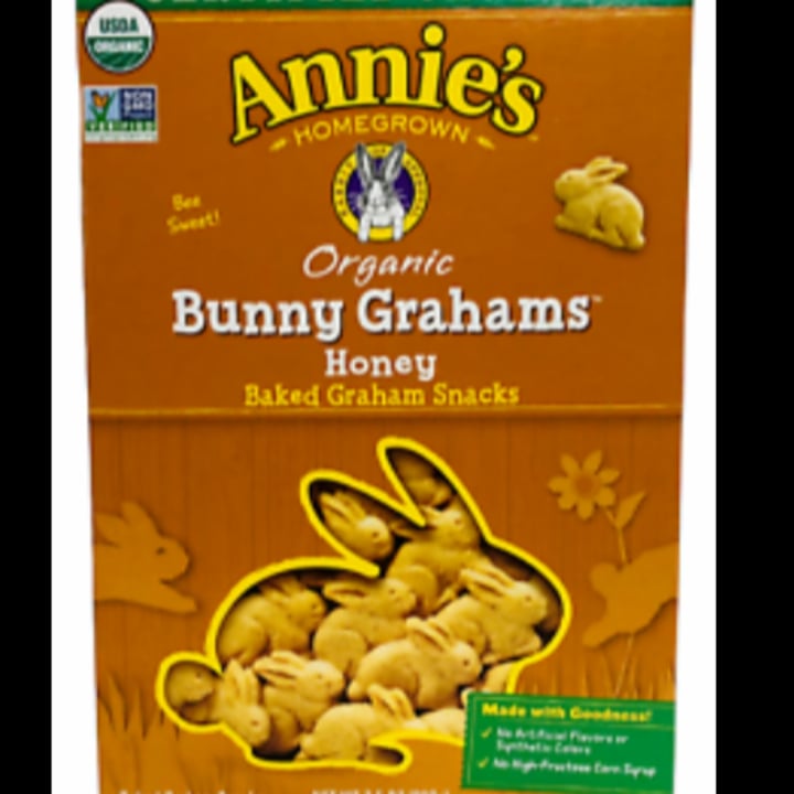 photo of Annie’s Organic Chocolate Chip Bunny Grahams shared by @mistiedae123 on  11 May 2022 - review