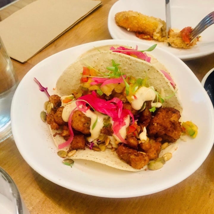 photo of The Butcher's Son Cauliflower tacos shared by @emmalivingvegan on  08 Mar 2021 - review