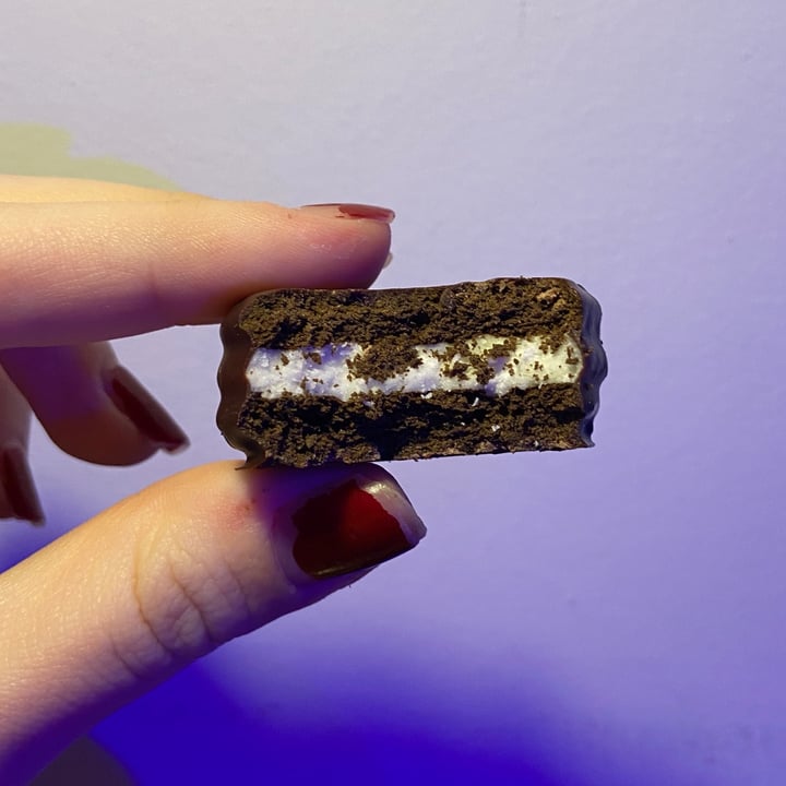 photo of Successo black cookies shared by @camicoorrea on  24 Mar 2022 - review
