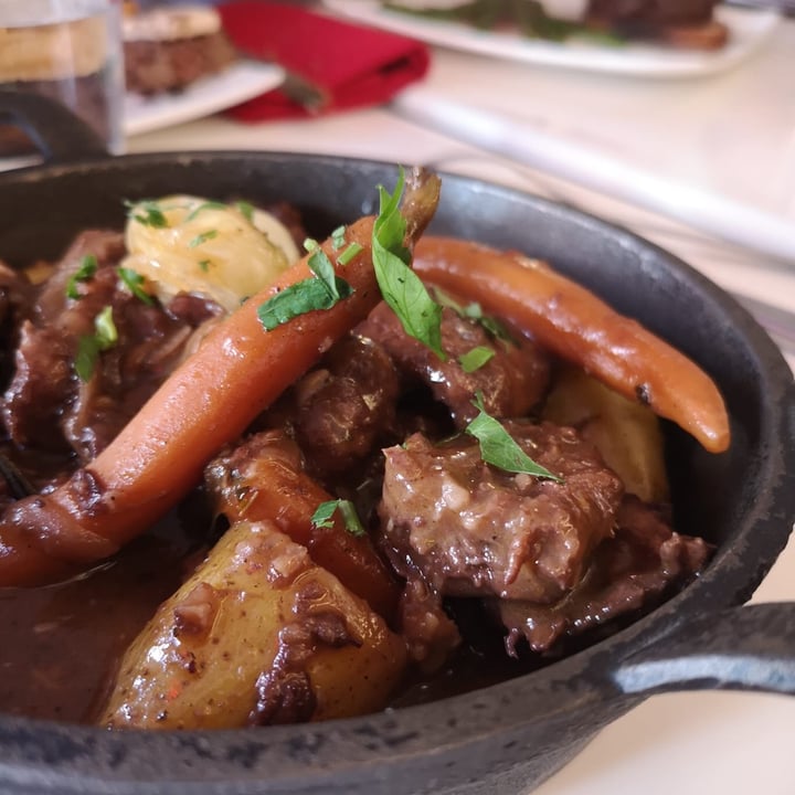 review photo of Delice & Sarrasin Boeuf Bourguignon shared by @agnesecasc on 17 Aug 2021 - review