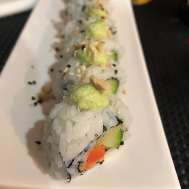 菜肴“Hummus vegan roll”的照片