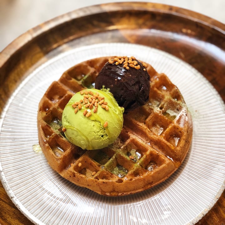 review photo of Hvala Craig Road Dairy-free waffles shared by @plantingggg on 15 Jul 2021 - review