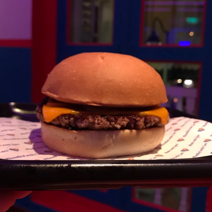 review photo of Love Handle Cheeseburger shared by @nozz on 04 May 2021 - review