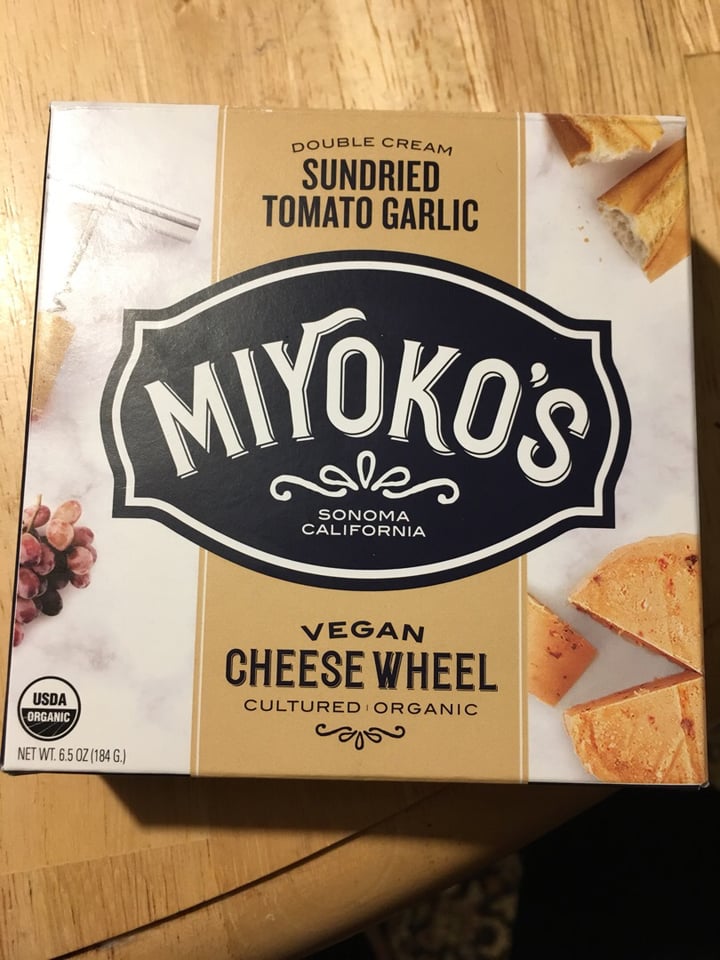 photo of Miyoko's Creamery Double Cream Sundried Tomato Garlic Cashew Milk Cheese shared by @roostersrule on  01 Oct 2018 - review