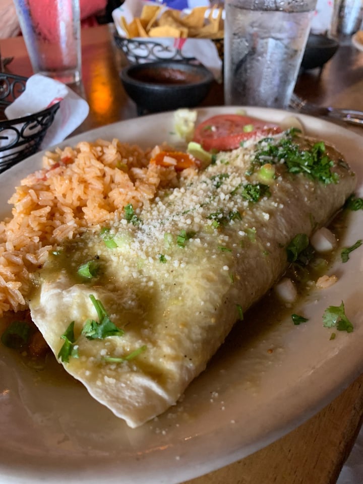 photo of El Sarape Vegan Burrito Verde shared by @connortd on  24 Aug 2019 - review