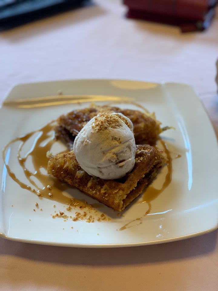 photo of Well Dressed Salad Bar Fluffy Vaffles with Vegan Ice Cream shared by @jashment on  06 Sep 2019 - review