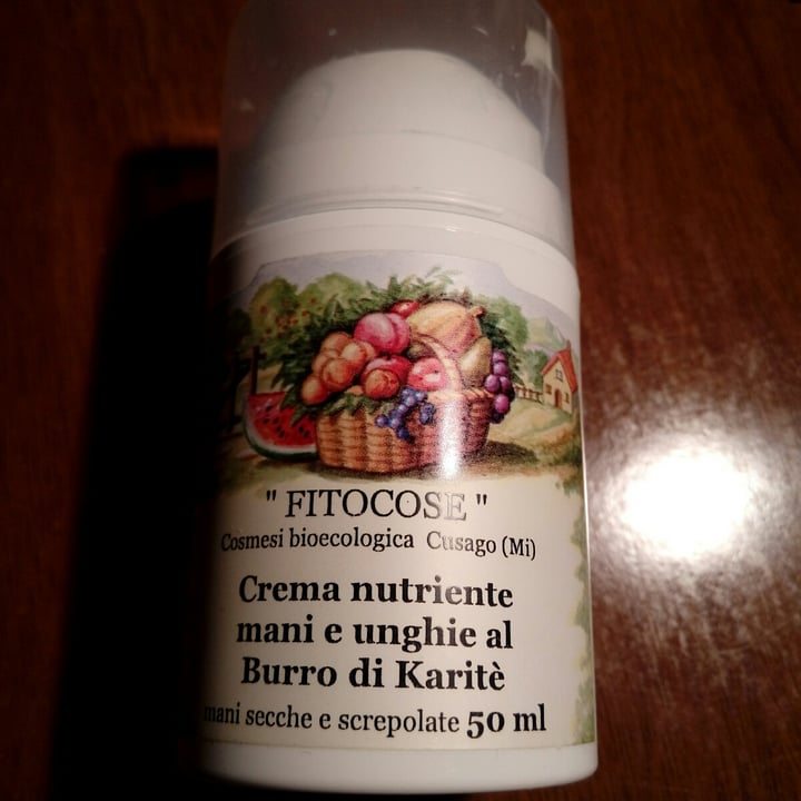 photo of Fitocose Crema mani e unghie al burro di karité shared by @ele290 on  13 May 2021 - review