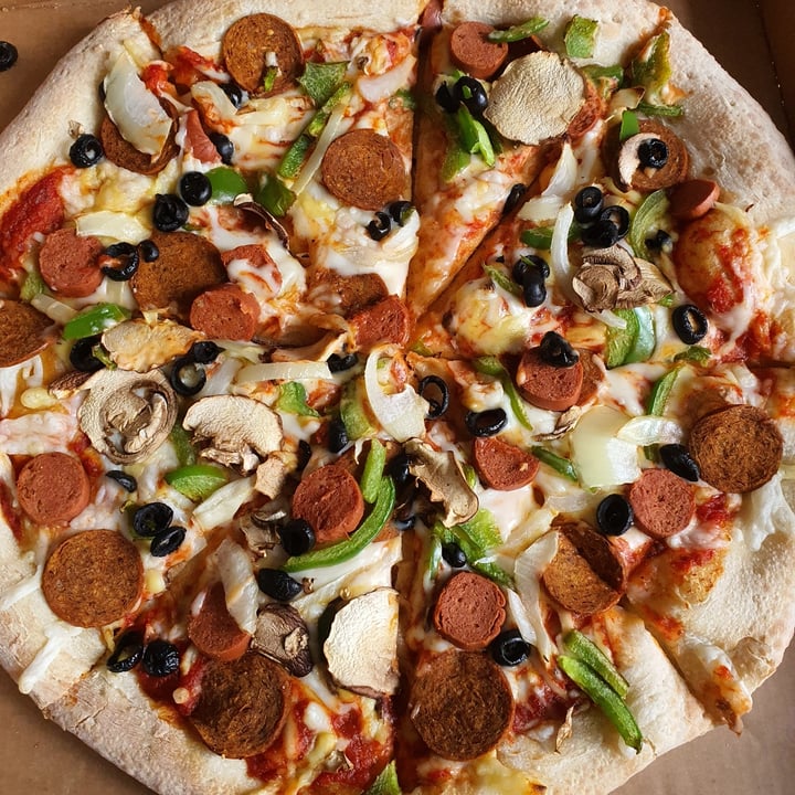 review photo of Papa John's Pizza The Vegan Works shared by @reverse-eng-vegan on 27 Jul 2020 - review