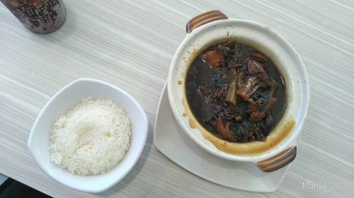 review photo of Simple Food Vegetarian Cafe Claypot mushroom mei cai with rice shared by @katdusk on 24 Mar 2019 - review