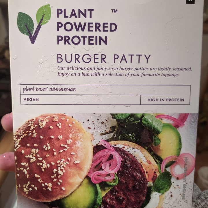 photo of Woolworths Food Plant Powered Protein Burger Patty Vegan shared by @lepede on  21 Jul 2021 - review