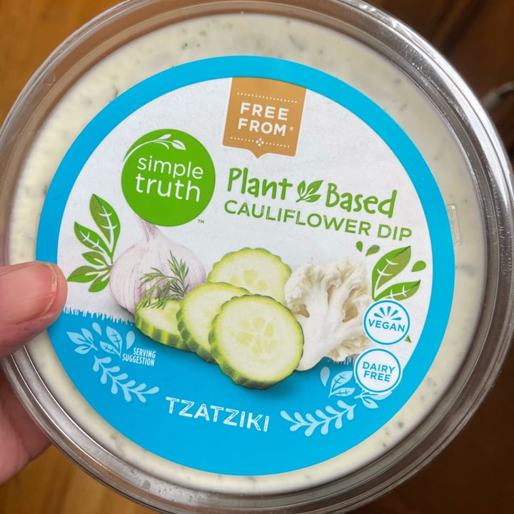 photo of Simple Truth Plant Based Cauliflower Dip Tzatziki  shared by @heathereve on  26 Dec 2021 - review